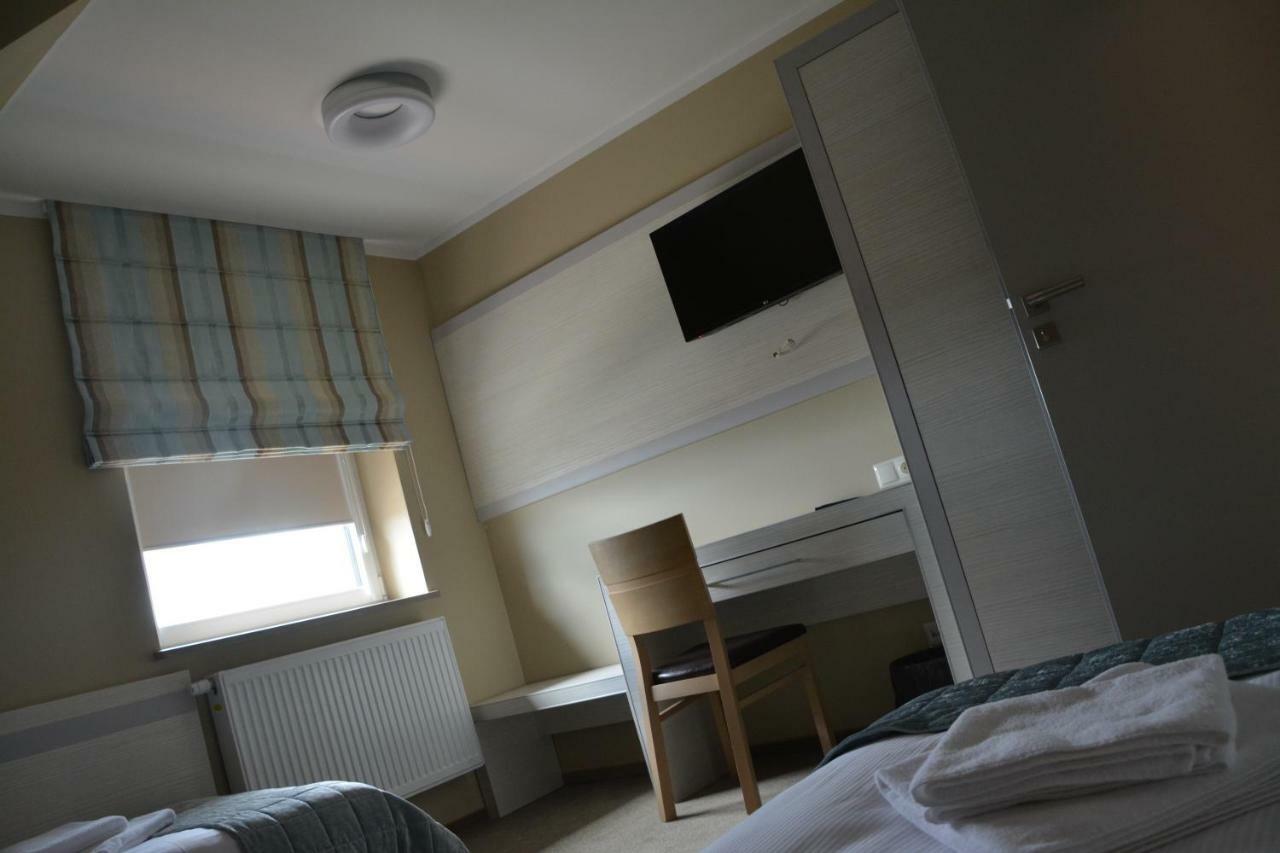 Emef Centrum Szkoleniowo-Serwisowe Sokolka Exteriör bild