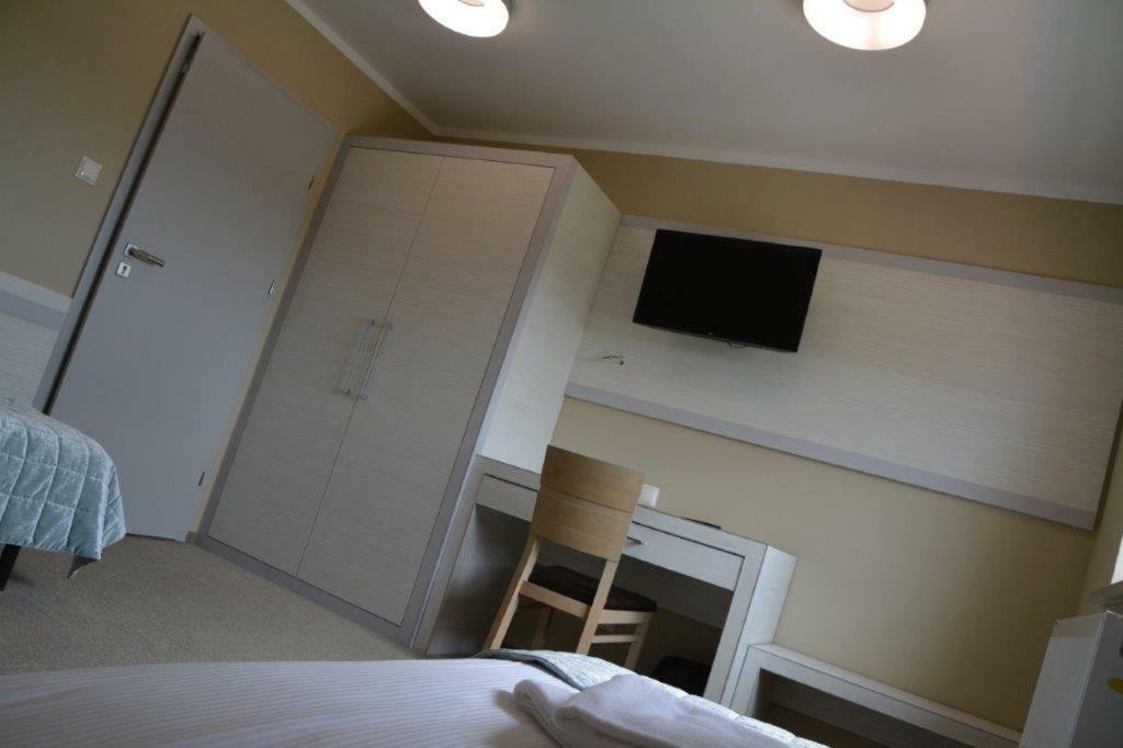 Emef Centrum Szkoleniowo-Serwisowe Sokolka Exteriör bild